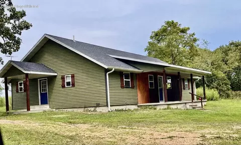 3429 Kinser Dr, Hartville, MO 65667