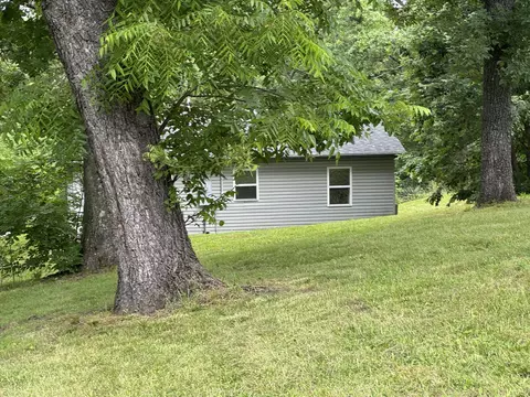 Exterior - 3774 Walnut Cir, Flemington, MO 65650 photo 5 of 10