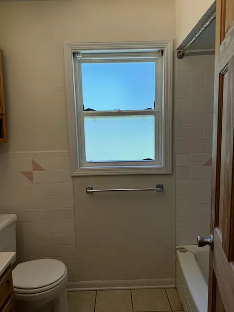 Bath - 3774 Walnut Cir, Flemington, MO 65650 photo 5 of 5