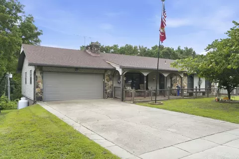 36 James River Rd, Kimberling City, MO 65686