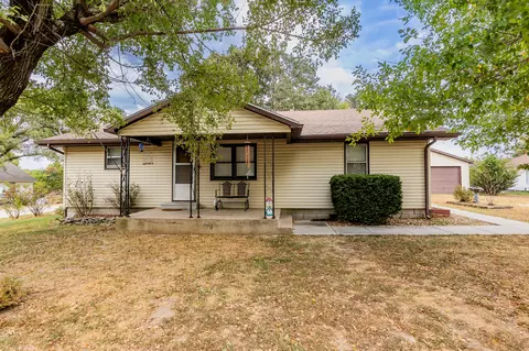 Other - 502 S Pear St, Buffalo, MO 65622 photo 1 of 6