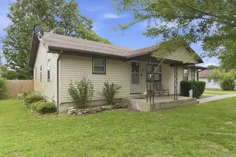 502 S Pear St, Buffalo, MO 65622