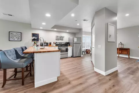 Kitchen - 160 The Blfs #37-4, Branson, MO 65616 photo 2 of 5