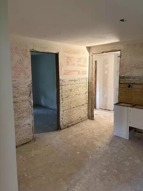 Entry Way - 3235 W State St, Springfield, MO 65802 photo 1 of 2