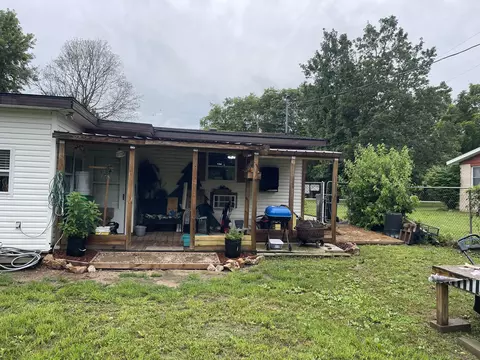 Exterior - 1019 N Pine St, Marshfield, MO 65706 photo 14 of 16