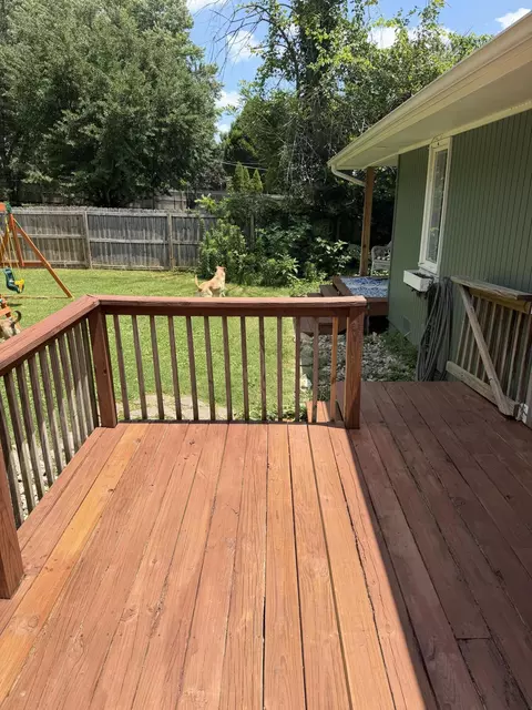 Exterior - 2511 E Broadmoor St, Springfield, MO 65804 photo 9 of 9