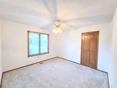 Bedroom - 4645 W 3rd St, Battlefield, MO 65619 photo 3 of 8