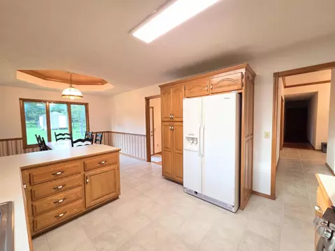 Kitchen - 4645 W 3rd St, Battlefield, MO 65619 photo 1 of 6