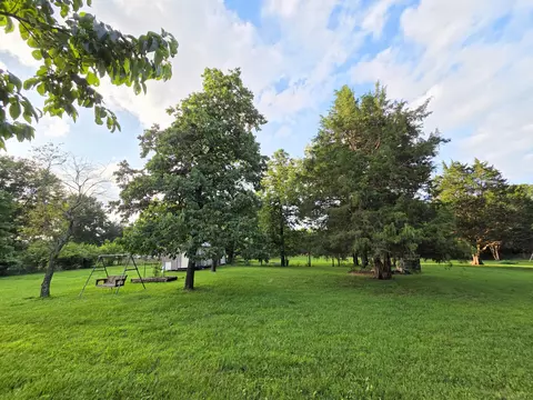 Exterior - 4645 W 3rd St, Battlefield, MO 65619 photo 7 of 19