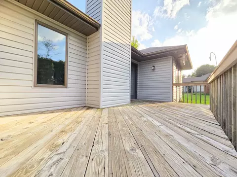 Exterior - 4645 W 3rd St, Battlefield, MO 65619 photo 5 of 19