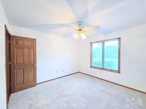 Bedroom - 4645 W 3rd St, Battlefield, MO 65619 photo 2 of 8