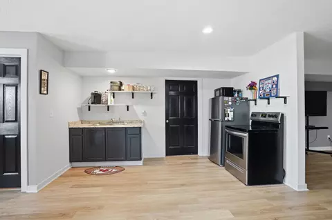 Kitchen - 5713 S Lexington Ave, Springfield, MO 65810 photo 5 of 5