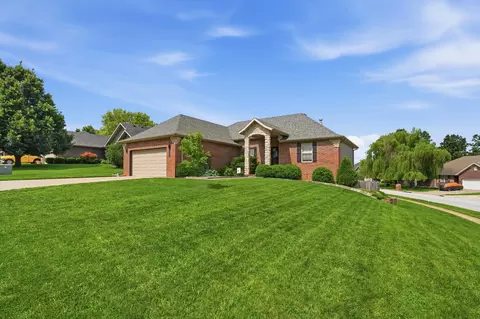 Exterior - 5713 S Lexington Ave, Springfield, MO 65810 photo 3 of 11