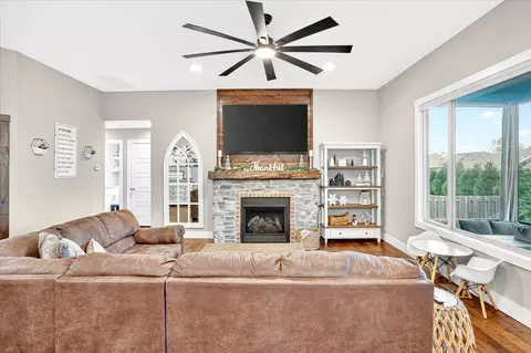 Other - 926 E Downshire Dr, Nixa, MO 65714 photo 2 of 11