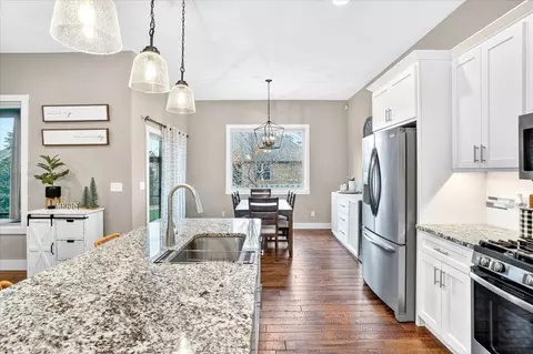 Kitchen - 926 E Downshire Dr, Nixa, MO 65714 photo 6 of 6