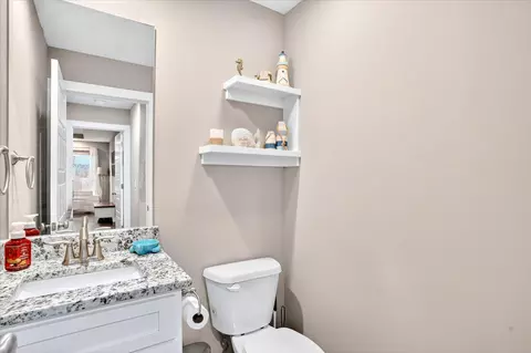 Bath - 926 E Downshire Dr, Nixa, MO 65714 photo 3 of 4