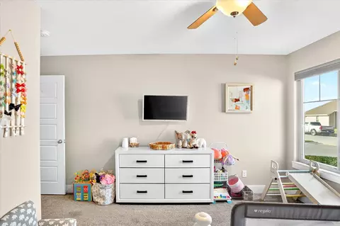 Bedroom - 926 E Downshire Dr, Nixa, MO 65714 photo 5 of 7