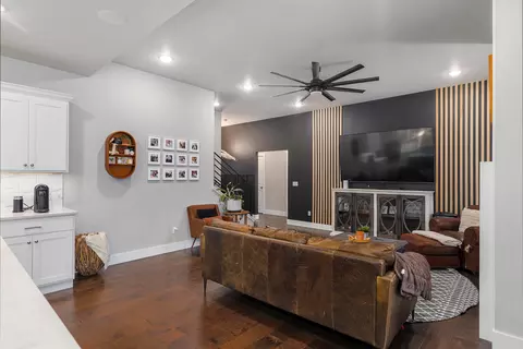 Living - 932 E Downshire Dr, Nixa, MO 65714 photo 3 of 3