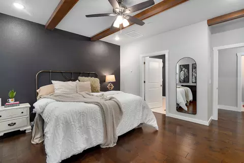 Bedroom - 932 E Downshire Dr, Nixa, MO 65714 photo 2 of 7