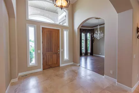 Entry Way - 3780 E Pond Apple Dr, Springfield, MO 65809 photo 1 of 3