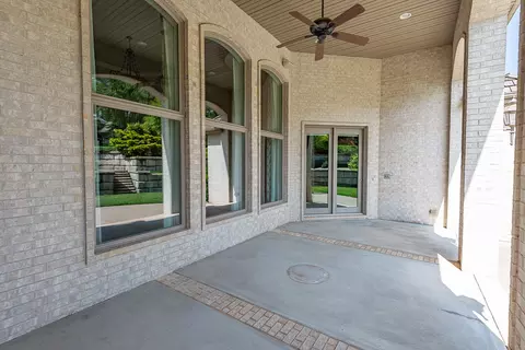 Exterior - 3780 E Pond Apple Dr, Springfield, MO 65809 photo 11 of 12