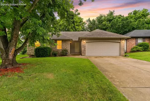 3350 W Erie St, Springfield, MO 65807
