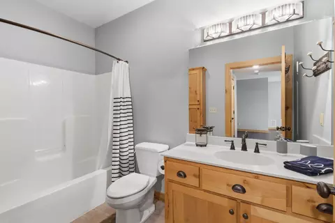Bath - 27094 Private Road 2234, Shell Knob, MO 65747 photo 5 of 5