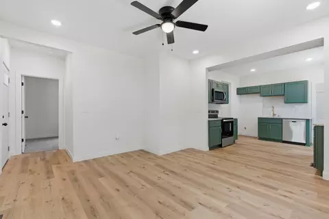 2335 N Johnston Ave, Springfield, MO 65803 photo 5