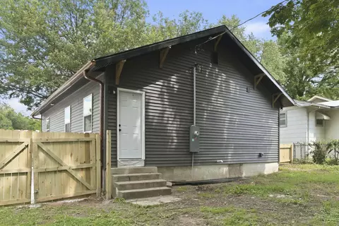 2335 N Johnston Ave, Springfield, MO 65803 photo 24