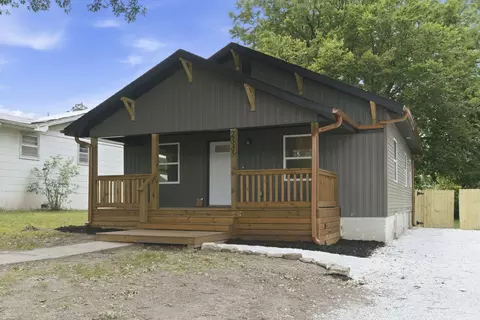 2335 N Johnston Ave, Springfield, MO 65803 photo 3