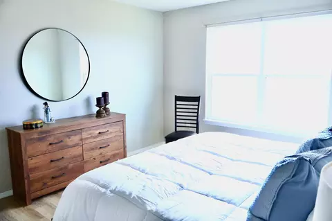 Bedroom - 4377 N Toby Ave, Springfield, MO 65803 photo 2 of 9