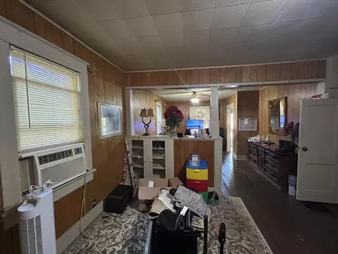 Living - 429 S Broadway Ave, Springfield, MO 65806 photo 1 of 2