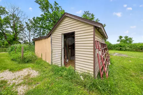 Exterior - 2081 Sand Ridge Rd, Marshfield, MO 65706 photo 6 of 8
