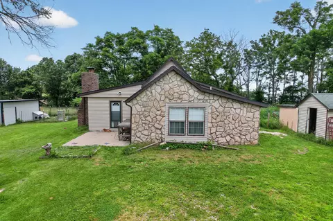 2081 Sand Ridge Rd, Marshfield, MO 65706