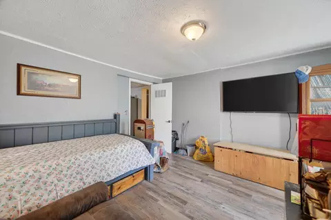 Bedroom - 2081 Sand Ridge Rd, Marshfield, MO 65706 photo 2 of 4