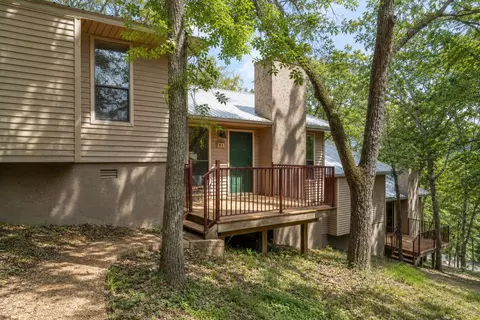 521 Ozark Mountain Resort Dr #91, Kimberling City, MO 65686