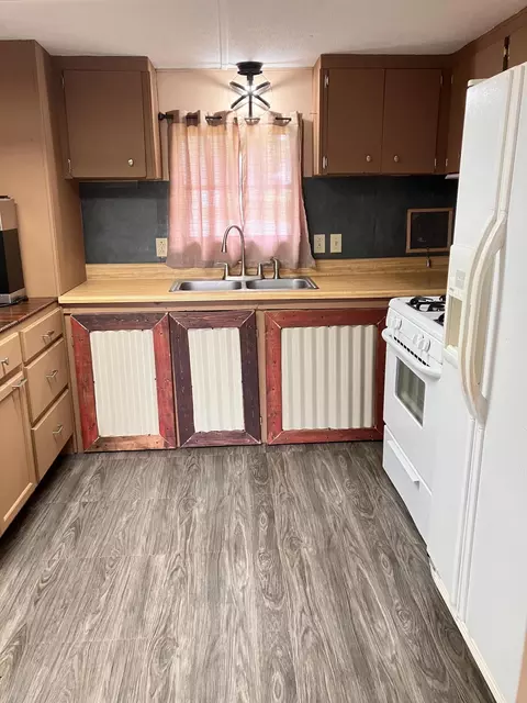 225 Clarkson Rd, Protem, MO 65733 photo 16