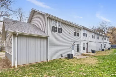 Exterior - 311 S Hampton Ave, Springfield, MO 65806 photo 3 of 7