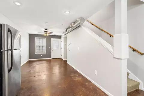 Living - 311 S Hampton Ave, Springfield, MO 65806 photo 2 of 2