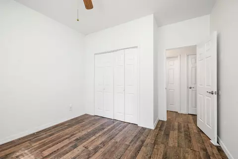 Bedroom - 420 Amanda Rd, Ridgedale, MO 65739 photo 2 of 6