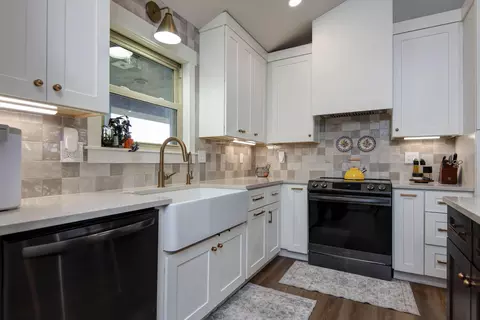 Kitchen - 1160 State Hwy, Ozark, MO 65721 photo 2 of 6