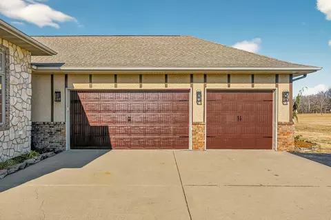 Exterior - 4225 N State Highway Ab, Springfield, MO 65803 photo 9 of 10