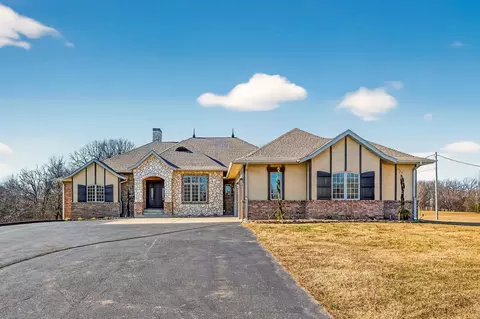 4225 N State Highway Ab, Springfield, MO 65803