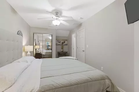 Bedroom - 107 Residence Ln #4, Branson, MO 65616 photo 5 of 5
