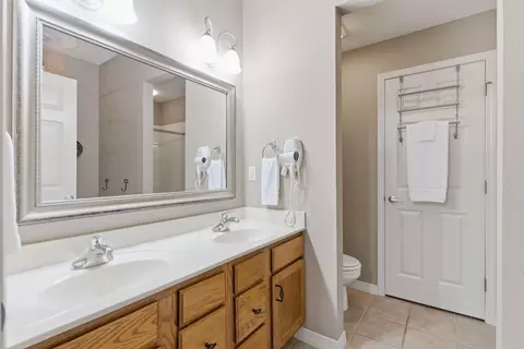 Bath - 107 Residence Ln #4, Branson, MO 65616 photo 2 of 5