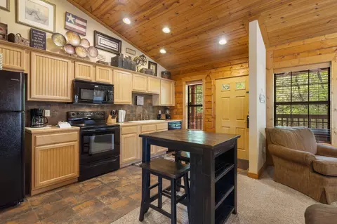 Kitchen - 141 Rock Candy Ln, Branson, MO 65616 photo 1 of 3