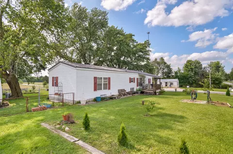 Exterior - 121 S Marshfield Rd, Bruner, MO 65620 photo 9 of 16