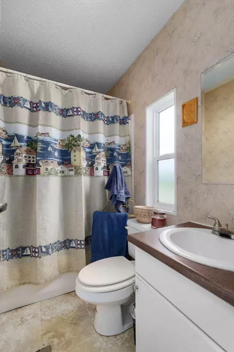 Bath - 121 S Marshfield Rd, Bruner, MO 65620 photo 1 of 2
