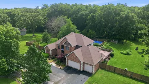 4190 N Castle Oaks Blvd, Strafford, MO 65757