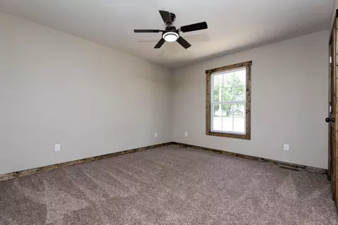 405 Olive St, Seymour, MO 65746 photo 10